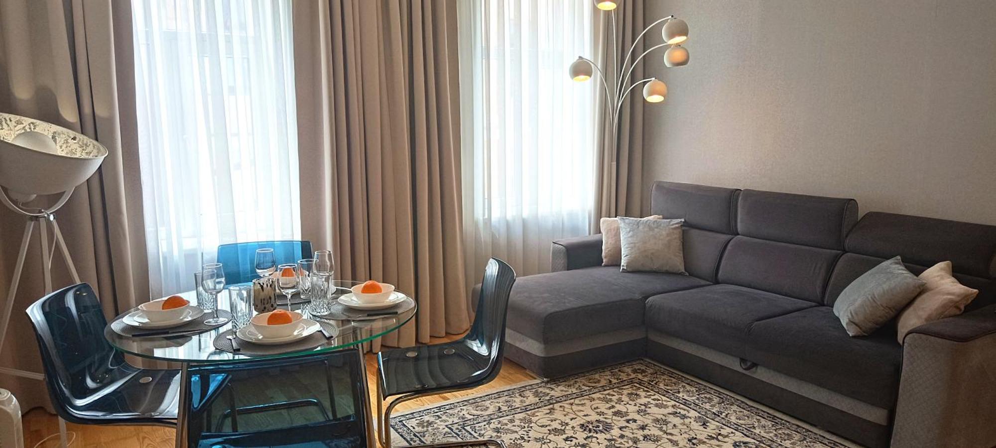 Old Town 2 Bedroom Apartment Near Dome Square & Scenic Waterfront Riga Exterior photo