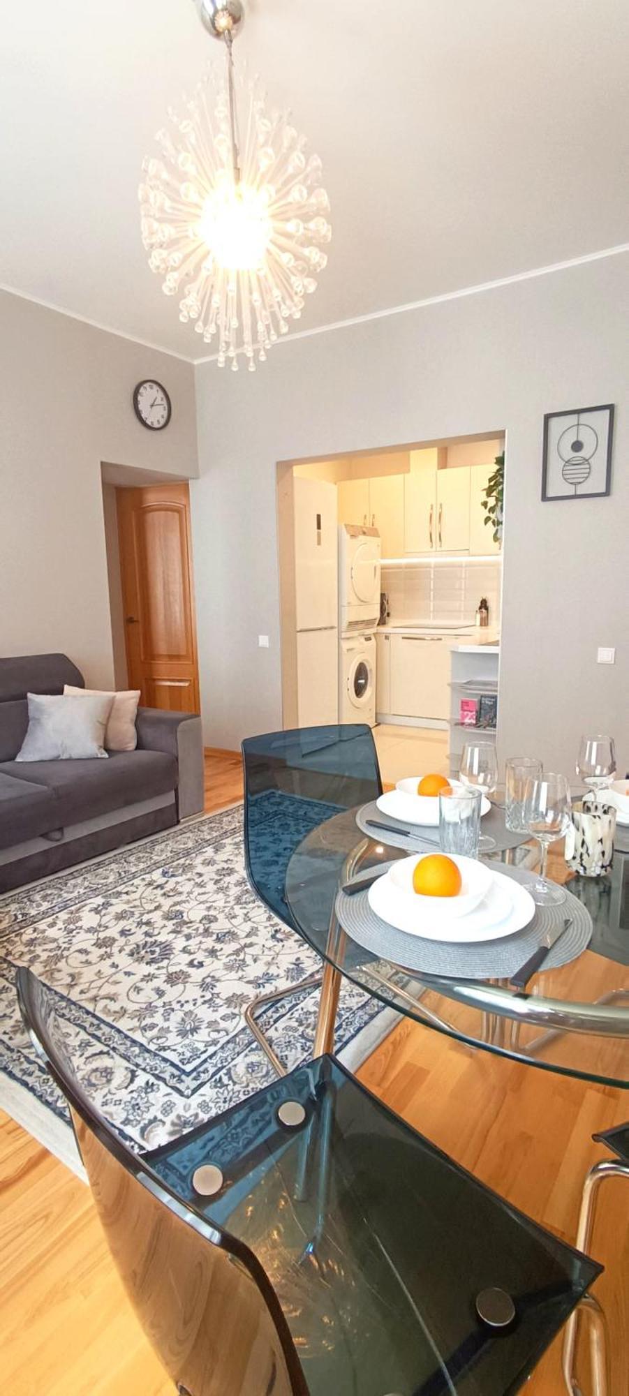 Old Town 2 Bedroom Apartment Near Dome Square & Scenic Waterfront Riga Exterior photo