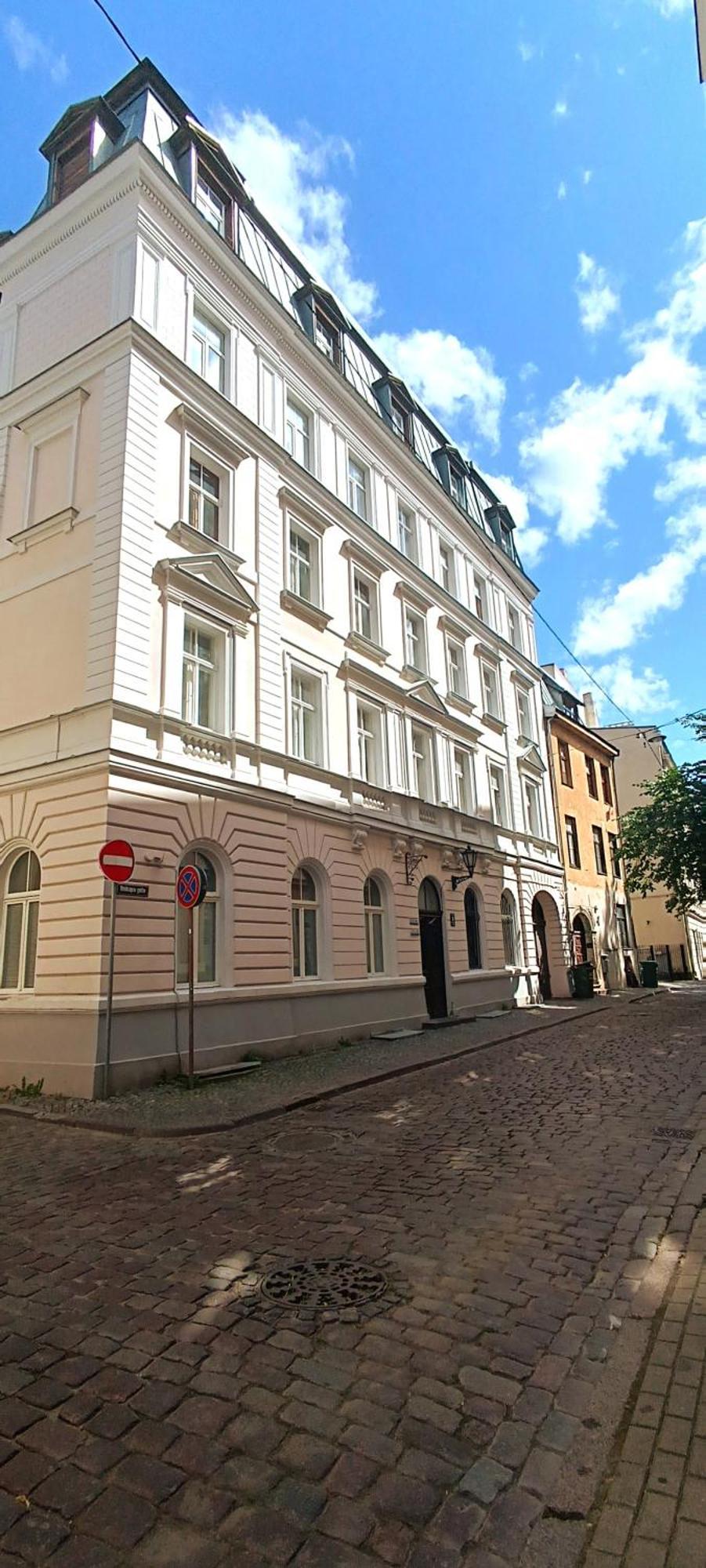 Old Town 2 Bedroom Apartment Near Dome Square & Scenic Waterfront Riga Exterior photo